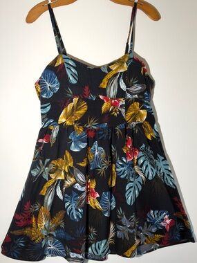 Pacific Vibes Floral Spaghetti-Strap Mini Dress in Black with Tropical Print